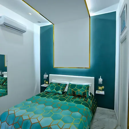 Regina House Lägenhet Neapel